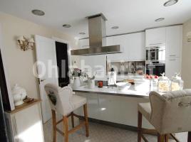 Casa (unifamiliar adosada), 270 m², cerca de bus y tren