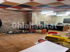 Local comercial, 695 m²