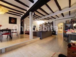 Casa (unifamiliar adossada), 180 m², prop de bus i tren