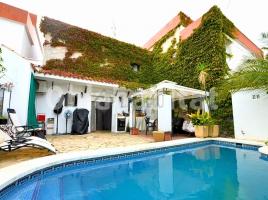 Casa (unifamiliar adossada), 150 m², prop de bus i tren