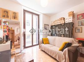 Àtic, 121 m², près de bus et de train, presque neuf