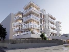 Pis, 114.70 m², prop de bus i tren, nou