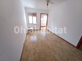 Flat, 45 m², near bus and train