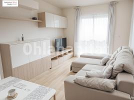 Pis, 77 m², prop de bus i tren