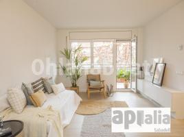 Flat, 117 m², near bus and train