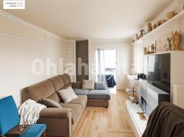 Flat, 86 m², near bus and train