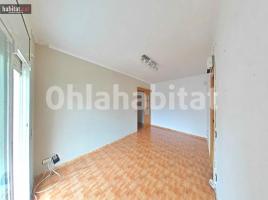 Piso, 72 m², cerca de bus y tren, Ametllers-Poble Sec-Ca L'Antoniet