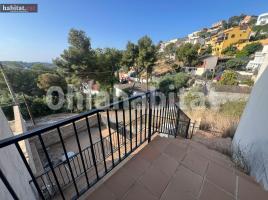 Casa (unifamiliar aïllada), 168 m², prop de bus i tren, nou