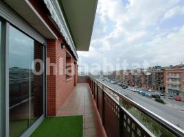 Attic, 164 m², near bus and train