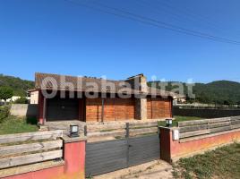 Houses (detached house), 102 m², near bus and train, almost new