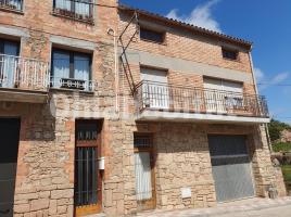 Casa (unifamiliar aislada), 344 m², cerca de bus y tren