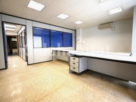 Lloguer local comercial, 292 m²