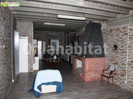 Houses (detached house), 654 m², near bus and train