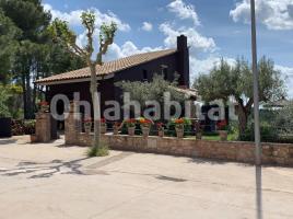 Casa (unifamiliar aïllada), 218 m², prop de bus i tren, seminou