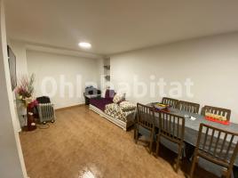 Flat, 70 m², near bus and train