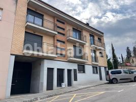Obra nova - Pis a, 104 m², prop de bus i tren, nou