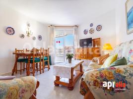 Àtic, 79 m², près de bus et de train