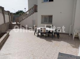 Casa (unifamiliar adossada), 123 m², prop de bus i tren, costa