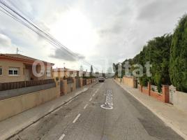 Flat, 139 m², near bus and train, almost new