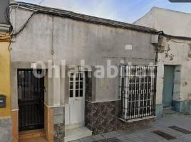 Flat, 72 m², near bus and train