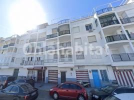 Piso, 88 m², cerca de bus y tren