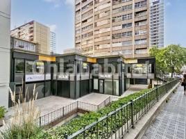 Oficina, 708 m²