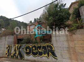Casa (unifamiliar aislada), 459 m², cerca de bus y tren, seminuevo