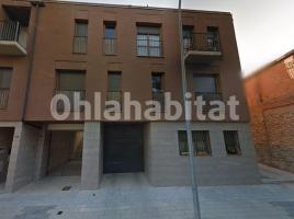 Flat, 117 m², near bus and train