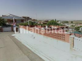Houses (detached house), 68 m², near bus and train