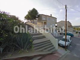 Houses (terraced house), 132 m², near bus and train, almost new