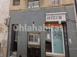 Pis, 37 m², prop de bus i tren