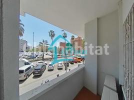 Piso, 112 m², cerca de bus y tren
