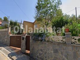 Piso, 100 m², cerca de bus y tren, seminuevo