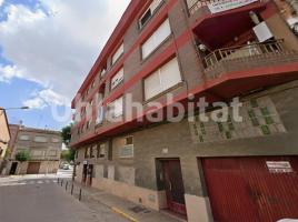 Pis, 94 m², prop de bus i tren