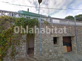 Pis, 301 m², prop de bus i tren, seminou