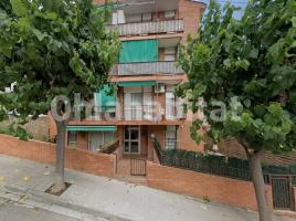 Piso, 64 m², cerca de bus y tren