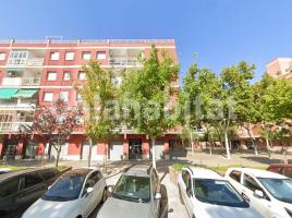 Pis, 81 m², prop de bus i tren