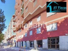 Pis, 74 m², prop de bus i tren