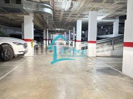 Plaza de aparcamiento, 350 m²