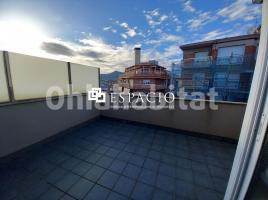 Ático, 95 m², cerca de bus y tren, seminuevo, Cerdanyola nord