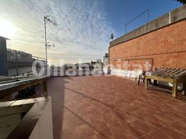 Pis, 146 m², prop de bus i tren