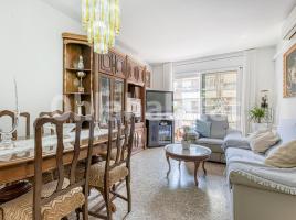 Pis, 92 m², prop de bus i tren