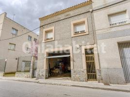 Casa (unifamiliar aislada), 185 m², cerca de bus y tren