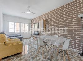 Piso, 117 m², cerca de bus y tren