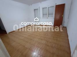 Piso, 97 m², cerca de bus y tren