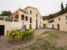 Casa (casa rural), 2200 m², cerca de bus y tren