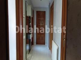 Flat, 145 m², near bus and train, iLLES BELLES