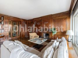 Pis, 254 m², près de bus et de train