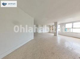 Alquiler local comercial, 257 m²