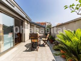 Ático, 141 m², cerca de bus y tren, seminuevo